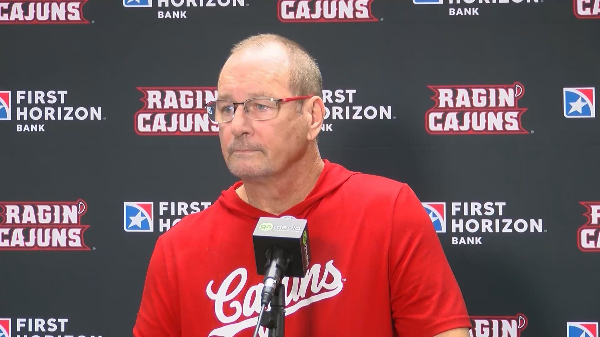 UL men's basketball head coach expresses frustration over question about fan confidence in team